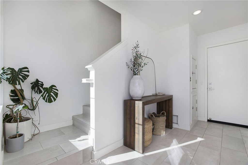 1416 Doheny Way
