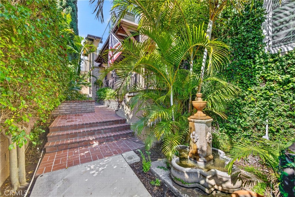 145 A Bennett Avenue