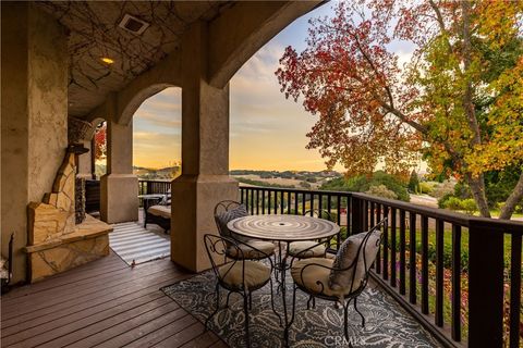 Tiny photo for 5415 Fairhills Rd, Paso Robles, CA 93446 (MLS # NS25253741)