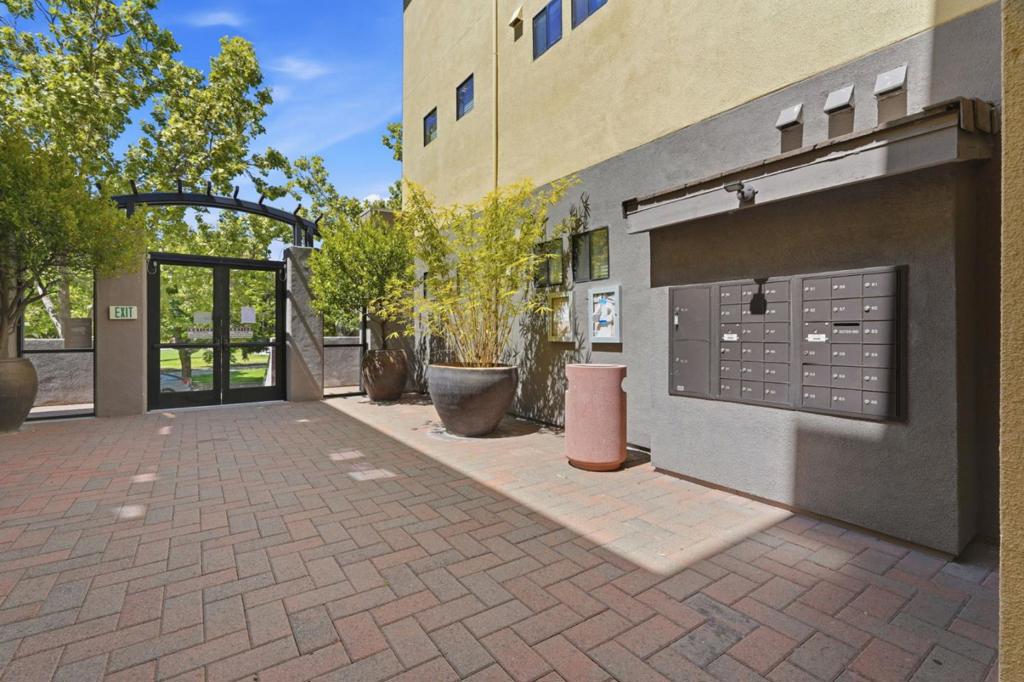 800 N 8th Street 129, San Jose CA 95112