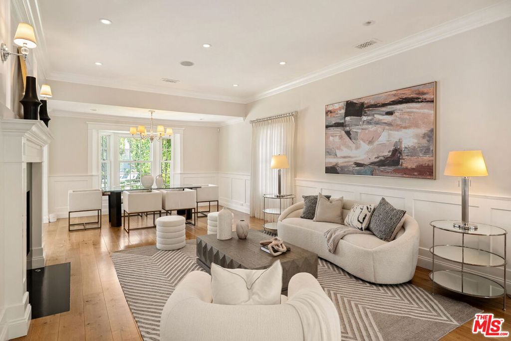 415 Palisades Avenue