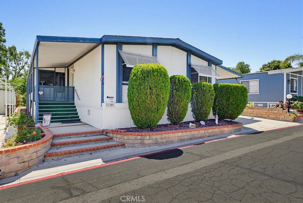 31244 Lakehills Road