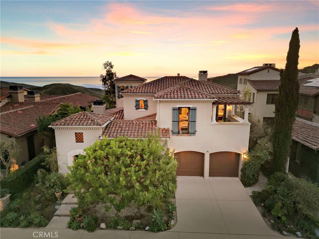 Photo of 8 Star Catcher, Newport Coast, CA 92657 (MLS # OC26018599)