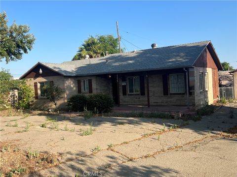 4255 3rd Street Montclair CA 91763