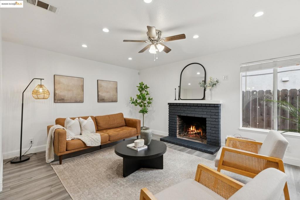A charming 3-bed, 2-bath duet at 1718 Springwood, — modern updates, cozy fireplace, and a quaint backyard. Bright and welcoming, this home features updated kitchen and bathrooms, a comfortable living room with a fireplace for relaxing evenings, and a private yard. Well-maintained and conveniently located near shops and restaurants, it offers an easy blend of comfort and accessibility.