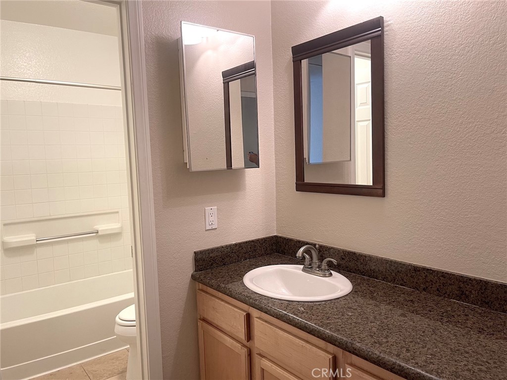Sierra Del Oro - Residential Lease