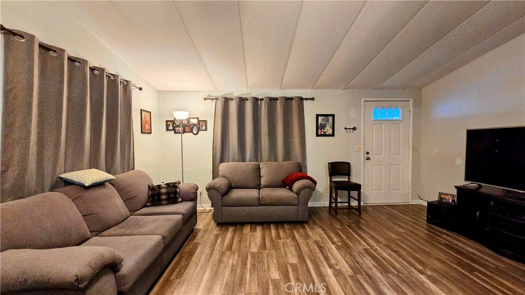 2103 Markey Way 8