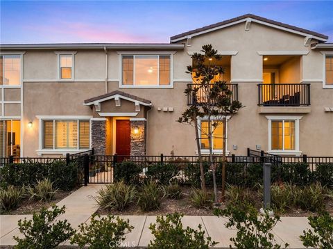 16680 Wyndham Lane 3 Fontana CA 92336