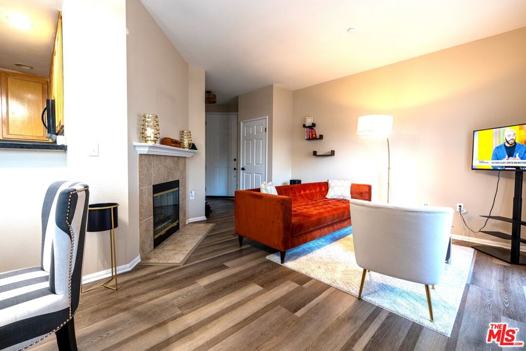 4600 Don Lorenzo Drive 4