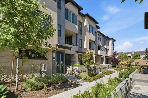 2947 West Lincoln Avenue Unit 3, Anaheim, CA 92801 - MLS#: OC26090568
