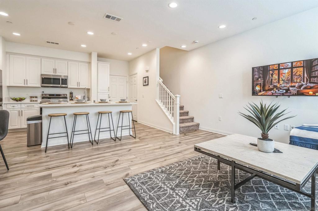 2018 Barite St