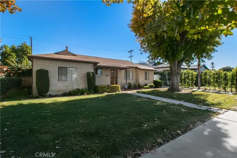 6900 Aura Avenue, Reseda, CA 91335 - MLS#: SR25269521
