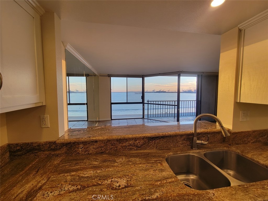 1750 E Ocean Boulevard 506
