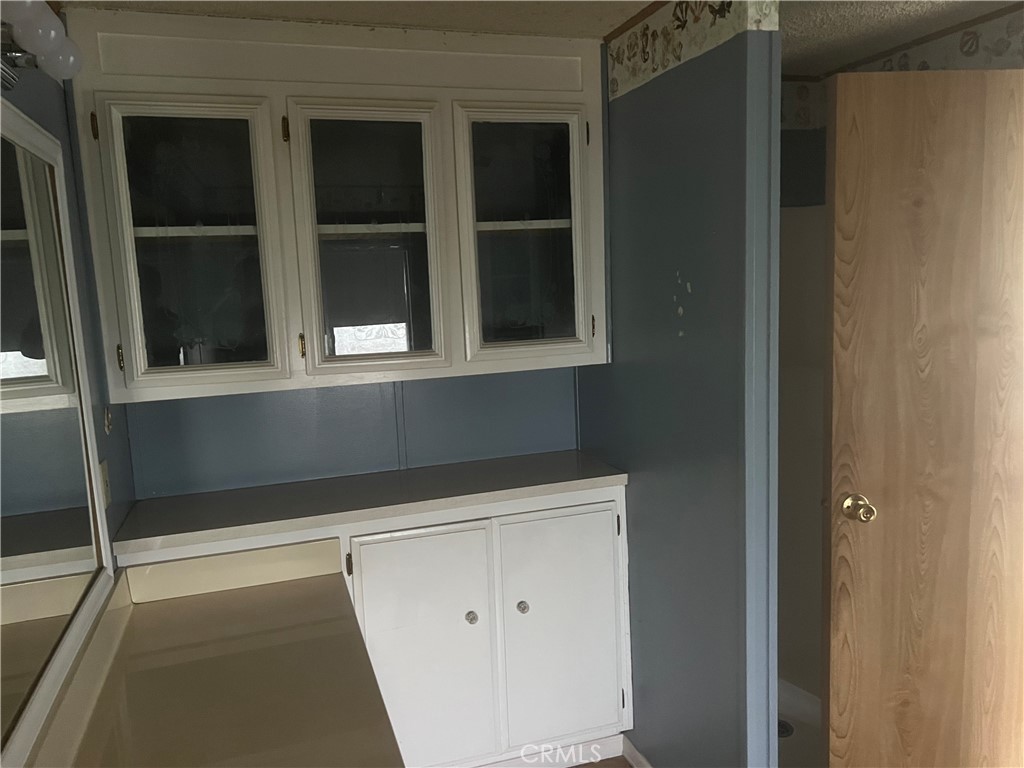 10961 Desert Lawn Dr 79