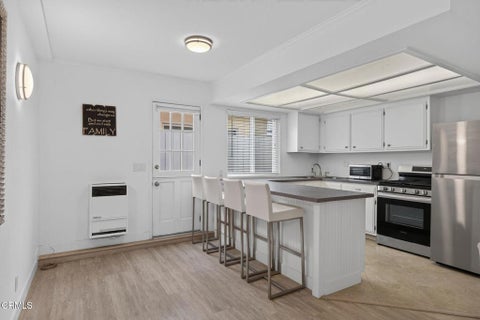 Tiny photo for 141 Pasadena Avenue, Oxnard, CA 93035 (MLS # V1-37536)