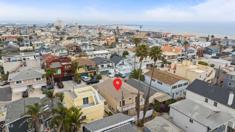 Tiny photo for 141 Pasadena Avenue, Oxnard, CA 93035 (MLS # V1-37536)