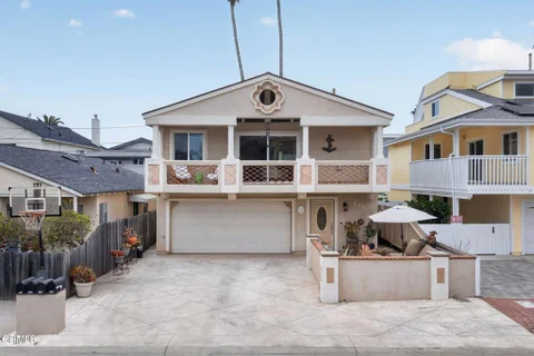 141 Pasadena Avenue, Oxnard, CA 93035 - MLS#: V1-37536