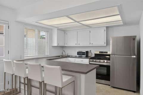 Tiny photo for 141 Pasadena Avenue, Oxnard, CA 93035 (MLS # V1-37536)