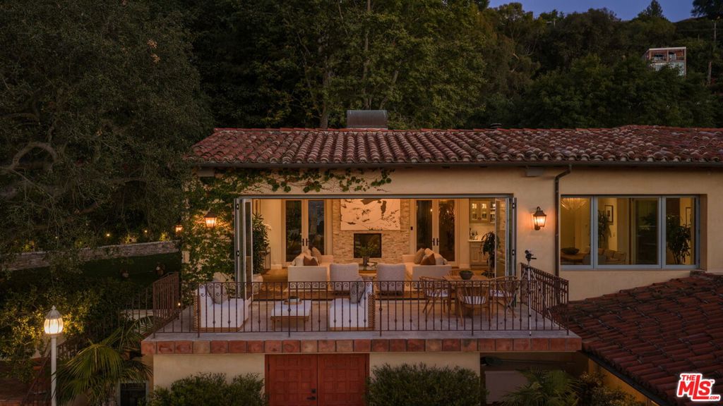 13341 Mulholland Drive