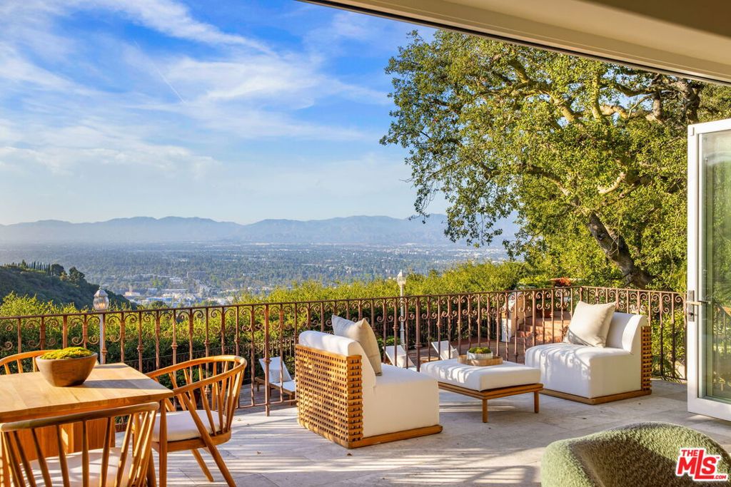 13341 Mulholland Drive