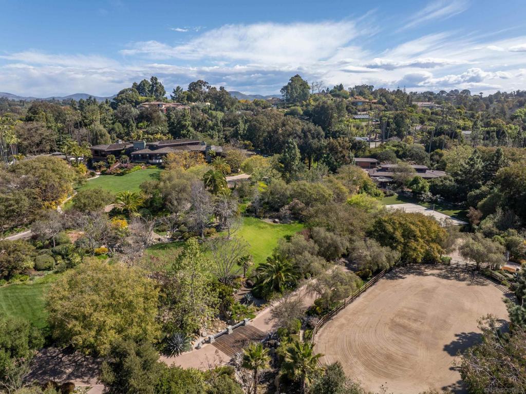 Rancho Santa Fe - Residential