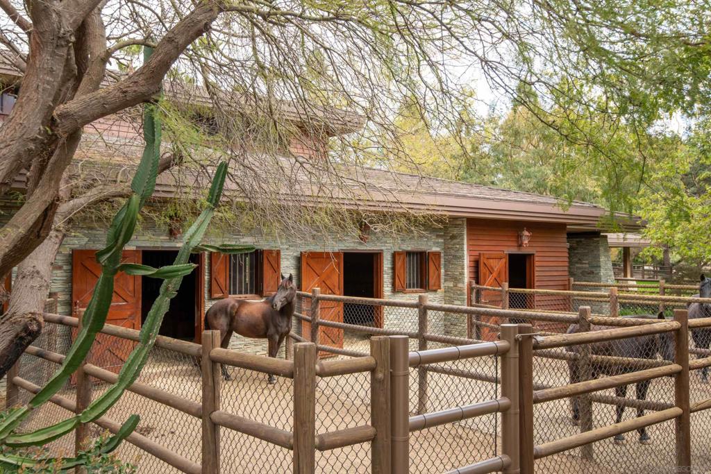 Rancho Santa Fe - Residential