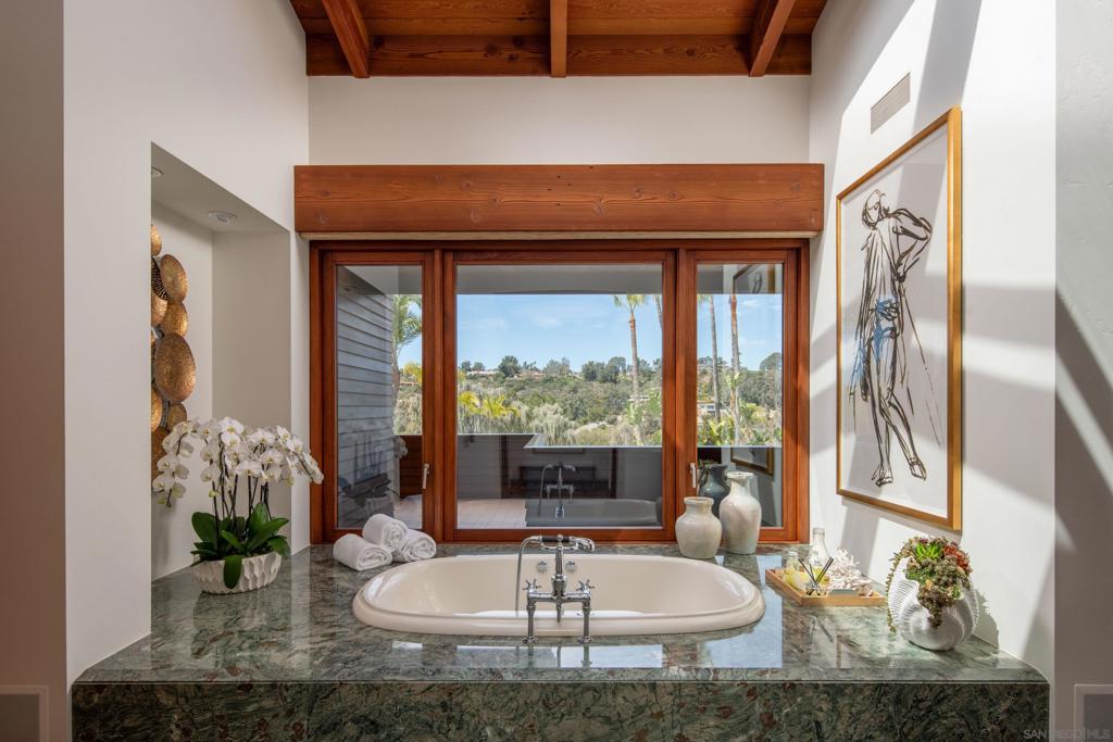 Rancho Santa Fe - Residential