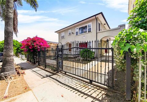 Photo of 1276 S Plymouth BLVD, Los Angeles, CA 90019 (MLS # PW26102985)