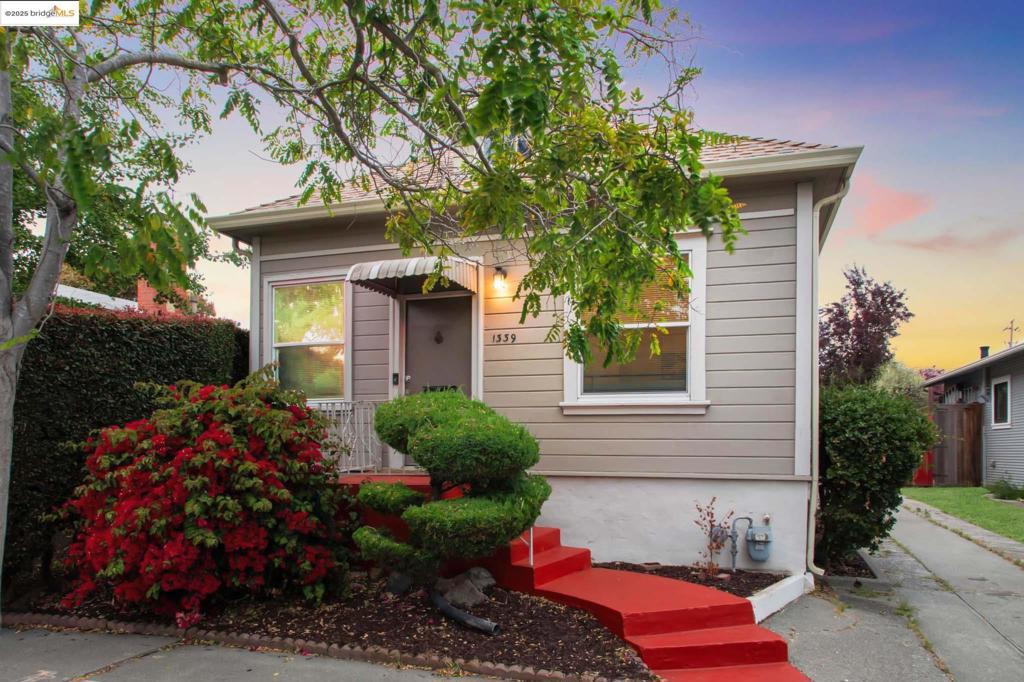 LOCATION. LIFESTYLE. VALUE. Discover this charming 3-bedroom, 1-bath Berkeley home with soaring high ceilings and a bright, airy interior that feels spacious and inviting. Originally built in 1903, this timeless residence blends vintage charm with everyday comfort. The generous backyard offers the perfect outdoor retreat for relaxing or entertaining on sunny days. Perfectly situated in a sought-after school district and just a short stroll to Whole Foods Market, Philz Coffee, and nearby local favorites. Enjoy coastal breezes at Berkeley Marina or hop onto I-580 for easy access to the entire Bay Area. Don’t miss this opportunity to own a special home in one of Berkeley’s most convenient and vibrant locations.