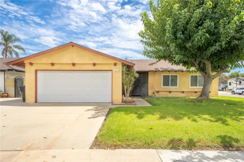 9771 Kaiser Court, Fontana, CA 92335 - MLS#: IV26198017