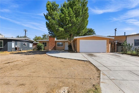 Photo of 38726 Sumac AVE, Palmdale, CA 93550 (MLS # OC26203554)