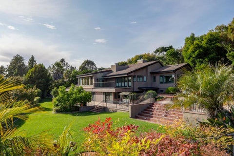 Photo of 280 Round Hill Road, Tiburon, CA 94920 (MLS # ML82065094)