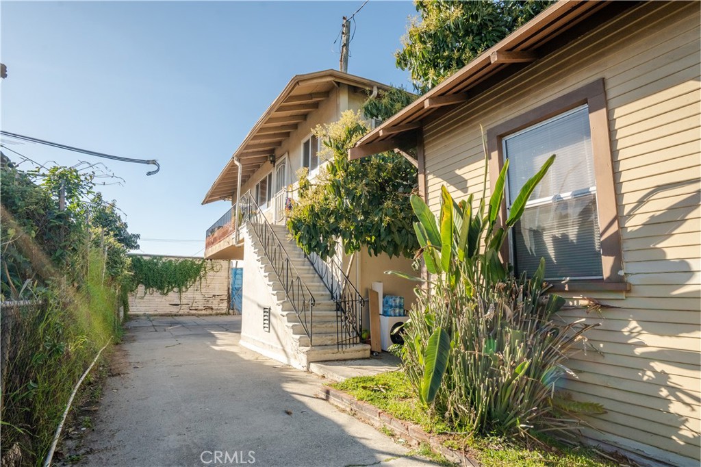 1741 S S New England