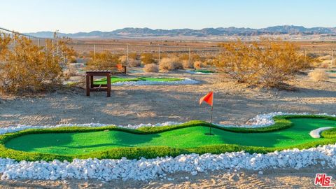 Tiny photo for 71638 Laura Lane, Twentynine Palms, CA 92277 (MLS # 26661197)