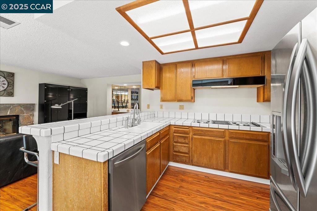 CARRIAGE HILLS - Residential