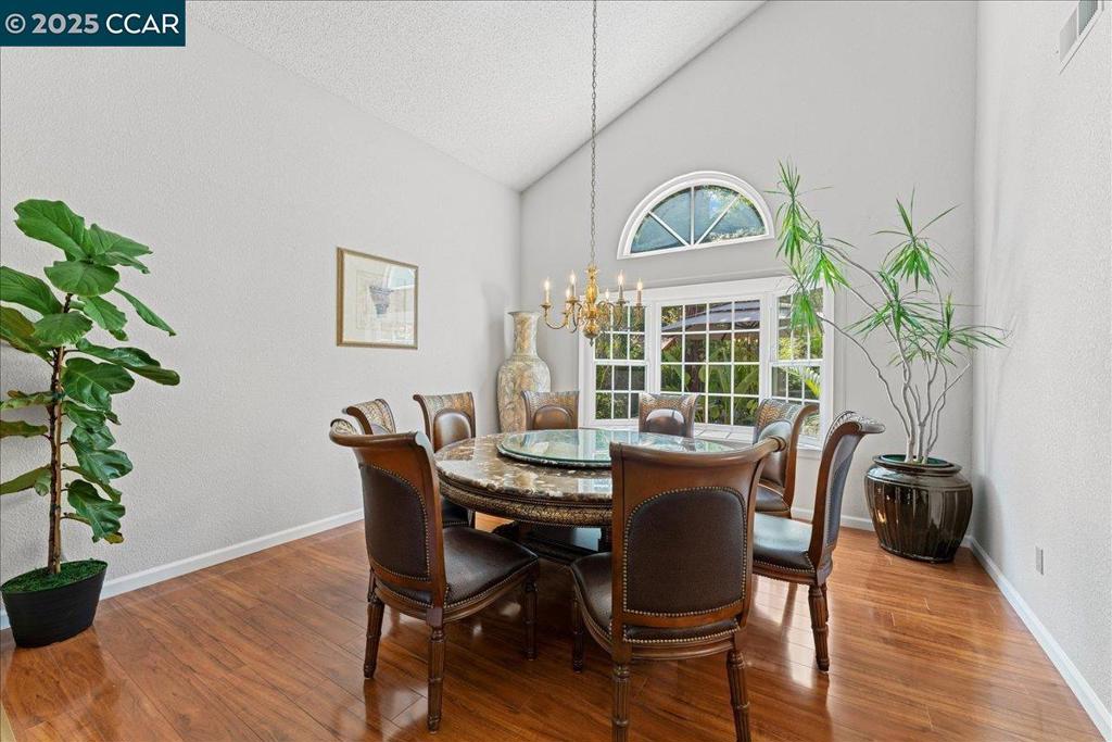CARRIAGE HILLS - Residential