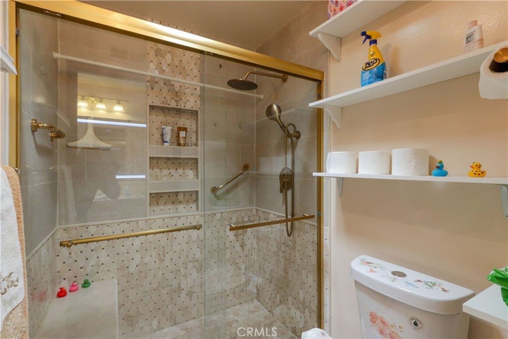 5086 Cinnamon, Irvine CA 92612 - Photo 6