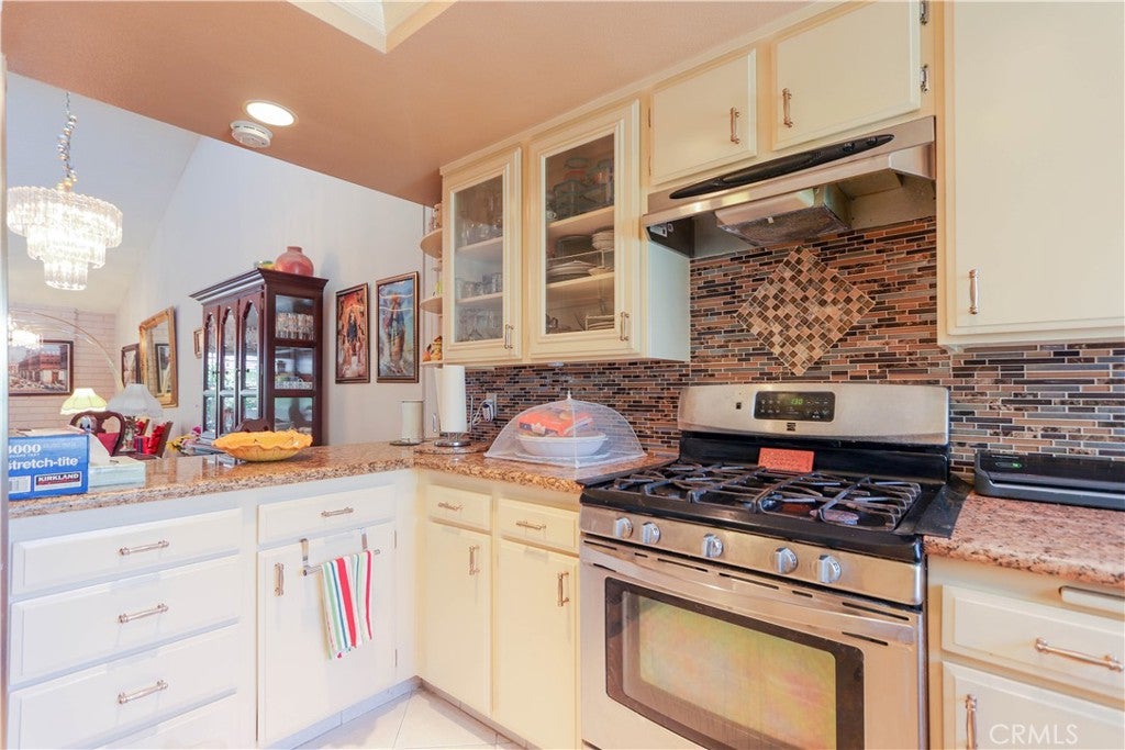 5086 Cinnamon, Irvine CA 92612 - Photo 15