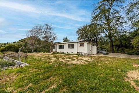 Photo of 7444 Tranquil, Tujunga, CA 91042 (MLS # GD26029423)