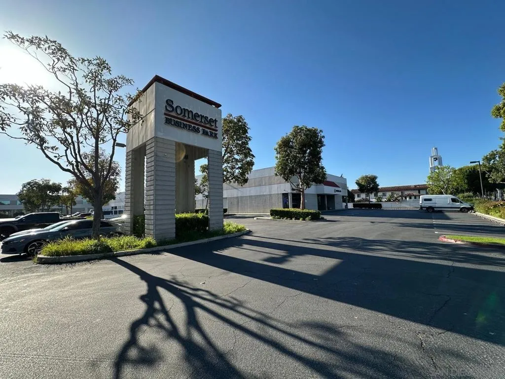 Paramount, California 90723, United States, ,Commercial,Active,184357