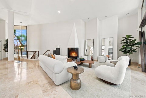 Photo of 25 The Point Pt, Coronado, CA 92118 (MLS # 260021963SD)