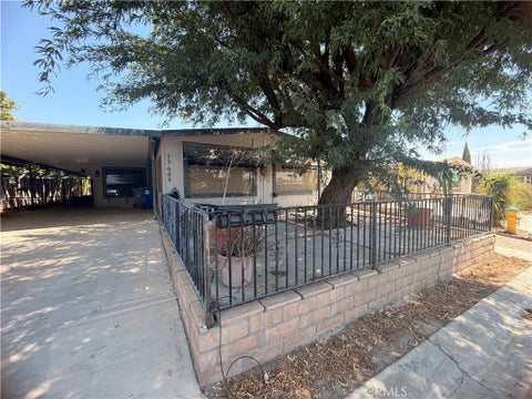 Photo of 73684 Desert Green Dr N DR, Palm Desert, CA 92260 (MLS # CV26190927)