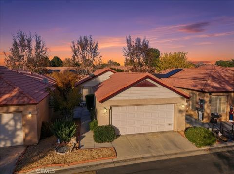 Photo of 19020 Stoddard Way, Apple Valley, CA 92308 (MLS # HD25276029)