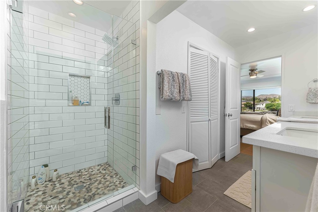 Westshore (738) - Residential