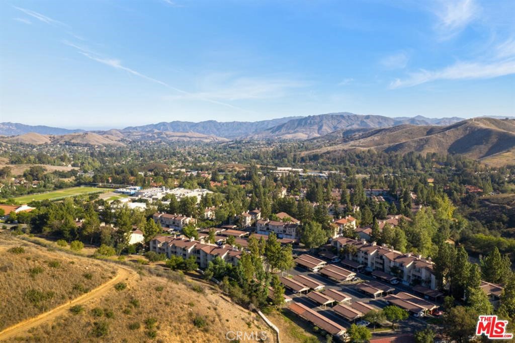 Oak Park (867) - Residential Lease