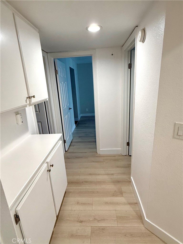 Oak Park (867) - Residential Lease