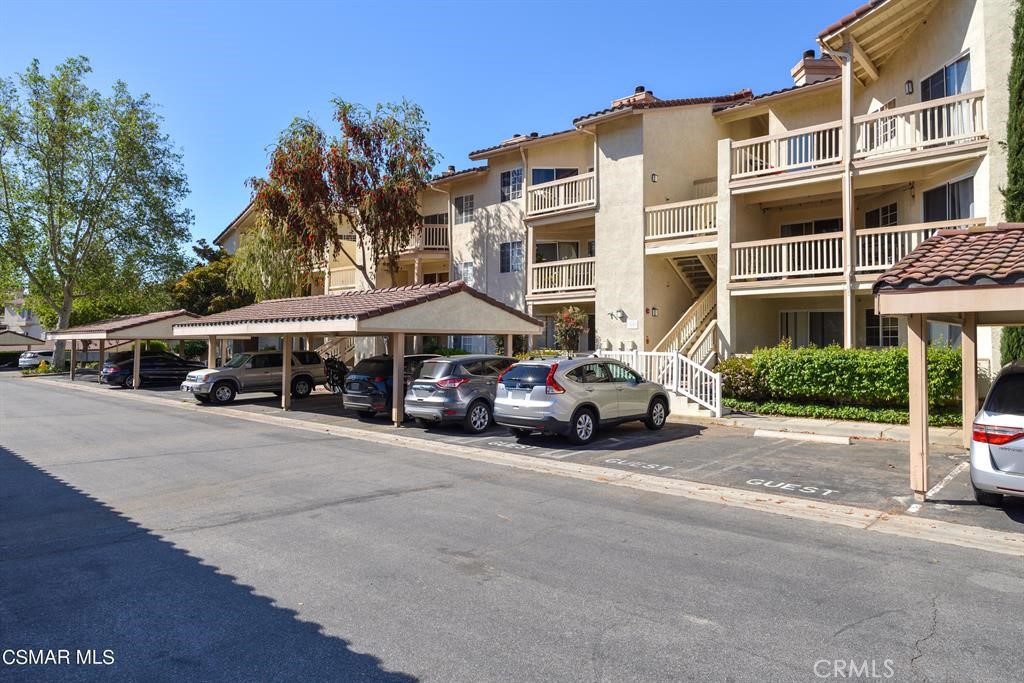 Oak Park (867) - Residential Lease