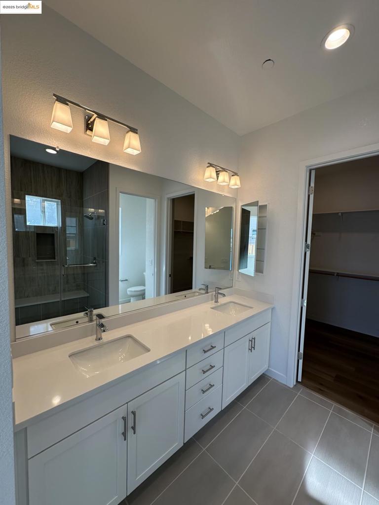 BETHEL ISLAND - Residential