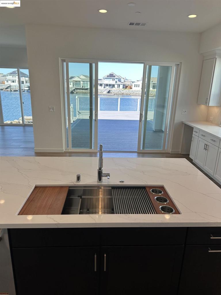 BETHEL ISLAND - Residential