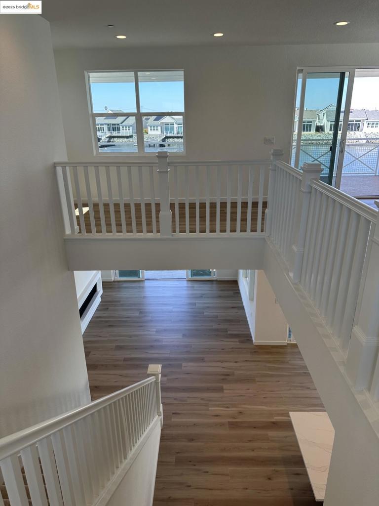 BETHEL ISLAND - Residential